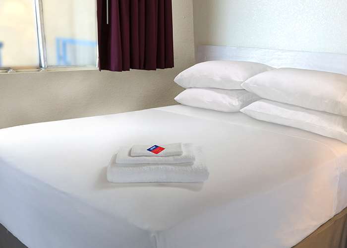 Americas Best Value Inn Story City Ruang foto